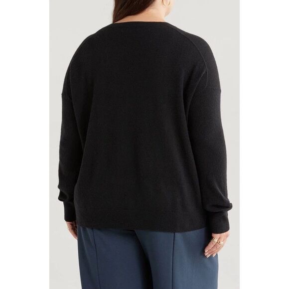 New Nordstrom V Neck 100% Cashmere Sweater Black Plus New Size 1X - Picture 2 of 5